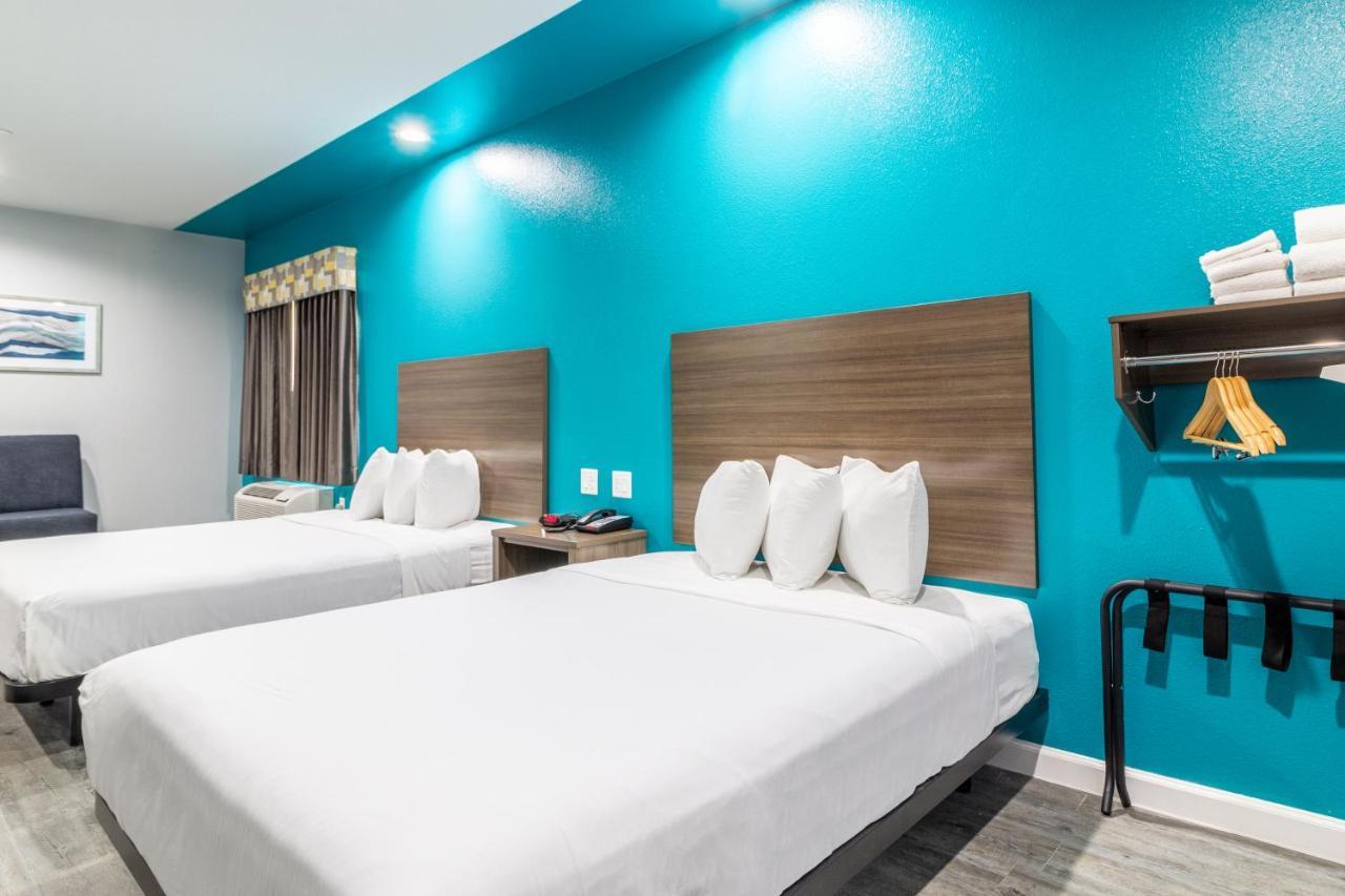 Americas Best Value Inn & Suites Kingwood Iah Airport Humble Exterior photo